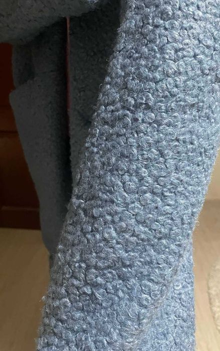 Спортно -елегантна жилетка от букле