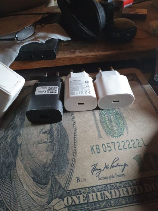 Зарядное устройство бу