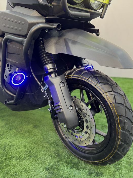Tank skuter bor Abmenga moto kerak