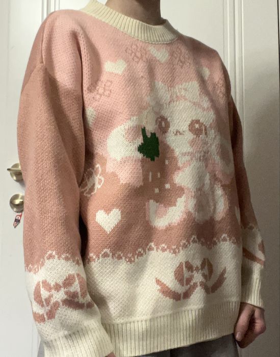 милый свитер с овечкой