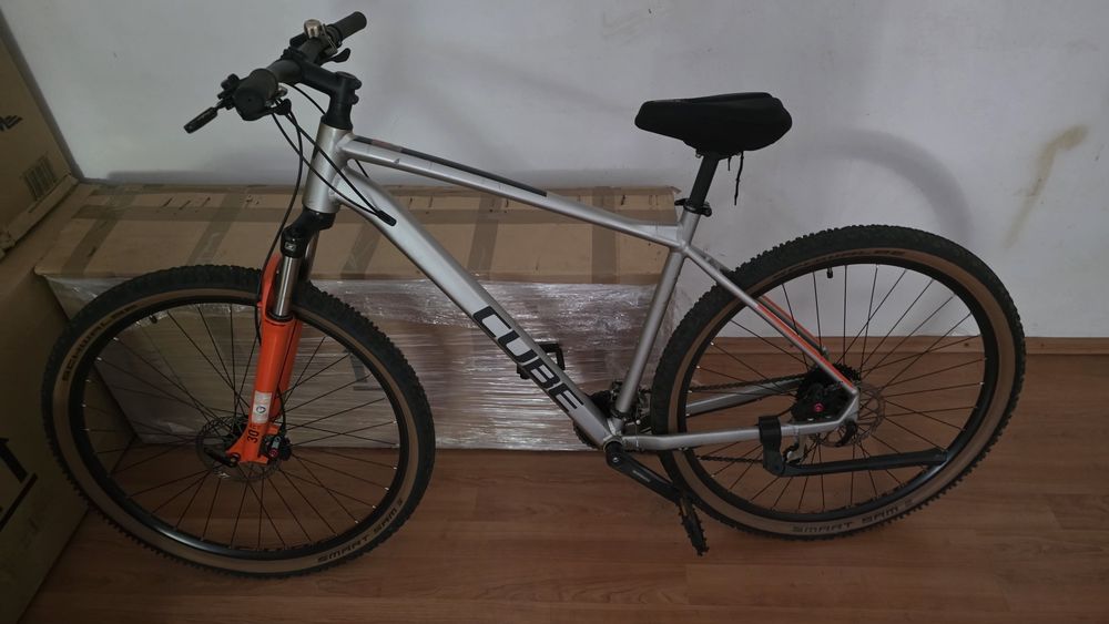Bicicleta Cube 2022