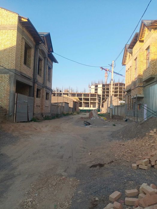 ТУТЗОР! Продается участок! Свой, Юнусабад 19квартал.