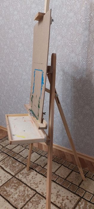 Продам б/у мольберт