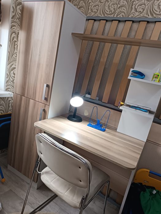 СТОЛ С ШКАФОМ для учебы