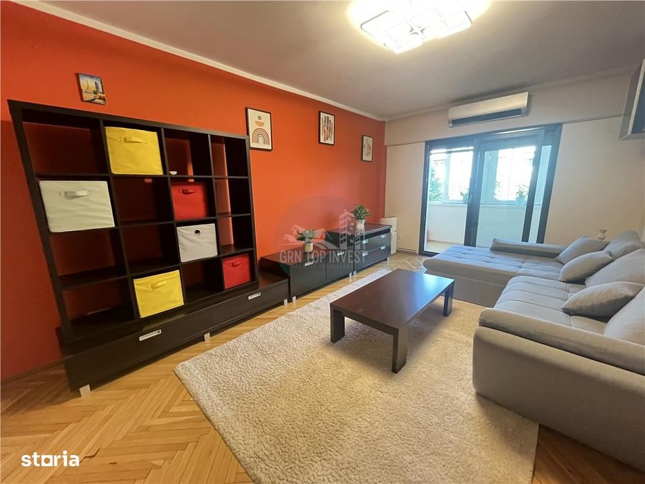 Apartament 3 camere decomandat 2 bai si balcon Bld Milea - View 2