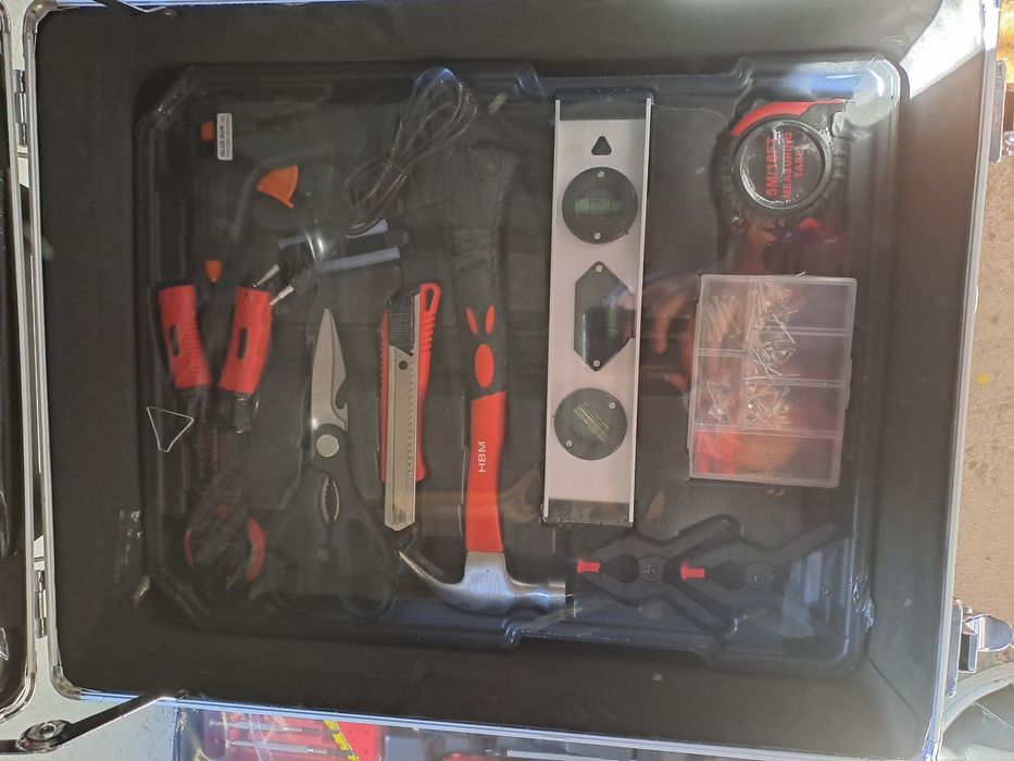 Trusa scule tip  troler