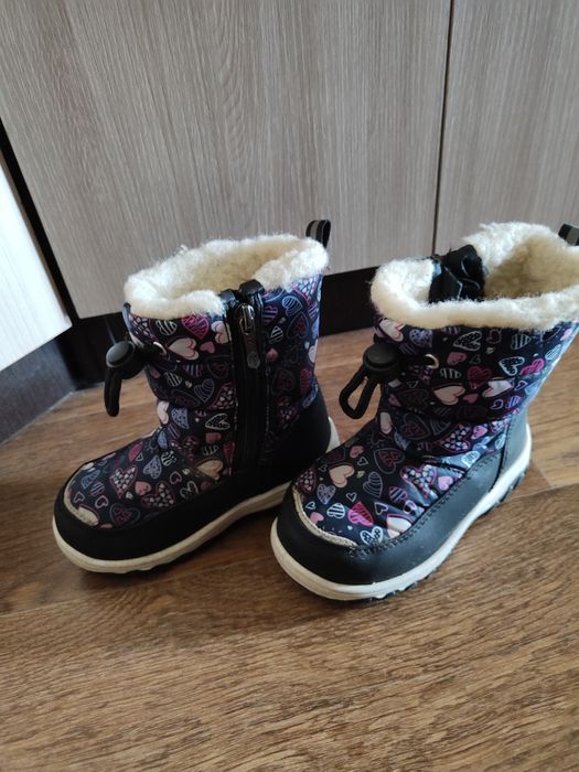Зимние сапожки для девочки