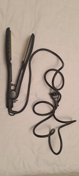 Преса за изправяне на коса Philips