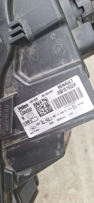 FAR DREAPTA RENAULT MEGANE 5