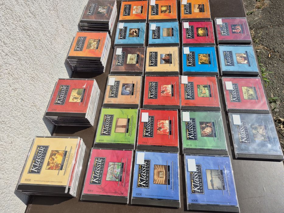 Vând Lot 50 CD cu muzica clasica mixta colectia Klassik, made in Germany