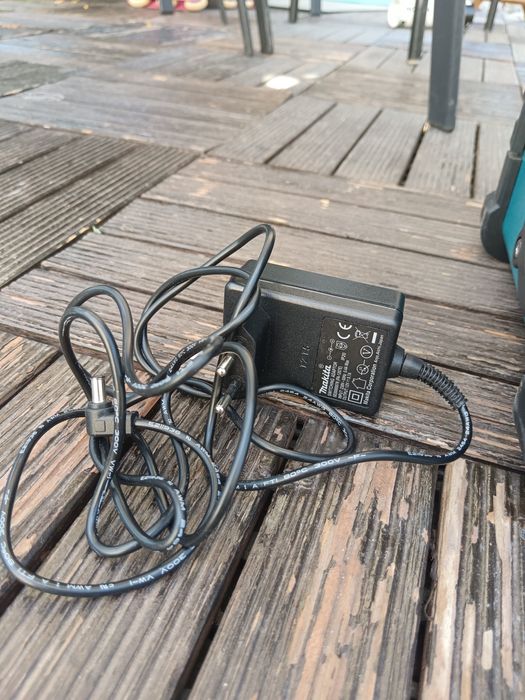 Радио Makita DMR 102