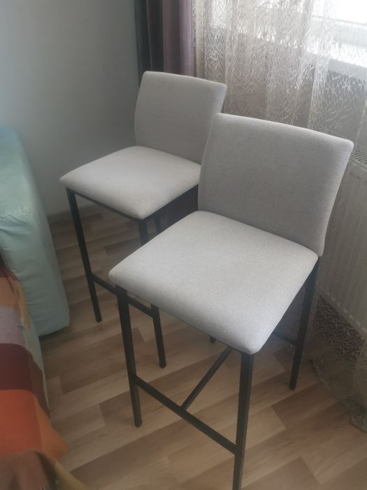 Scaune înalte de bar