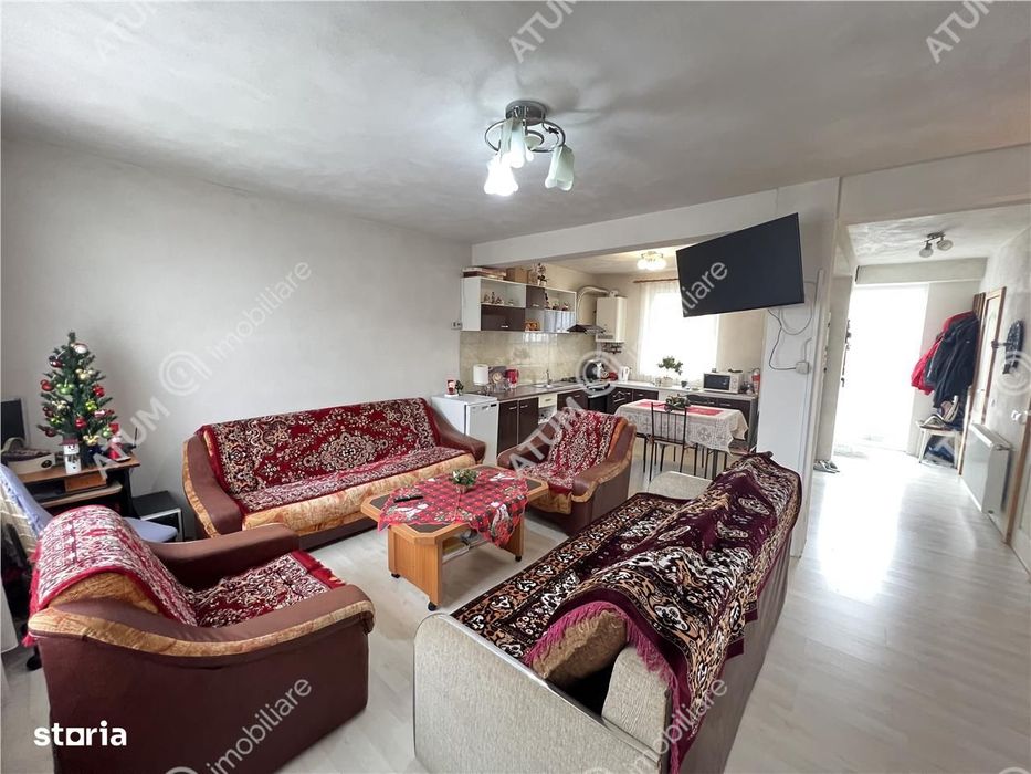 Casa 3 camere 2 bai terasa si curte zona Calea Cisnadiei din Sibiu