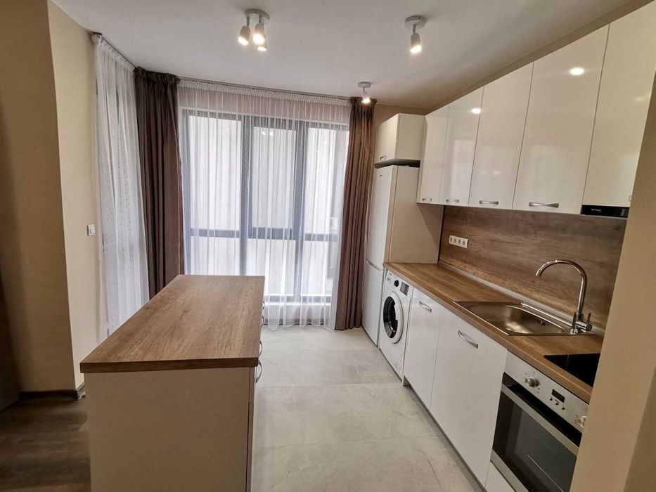 Дава се под наем Двустаен апартамент в Пловдив, Христо Смирненски - 64 кв.м за 600 € - Снимка #2