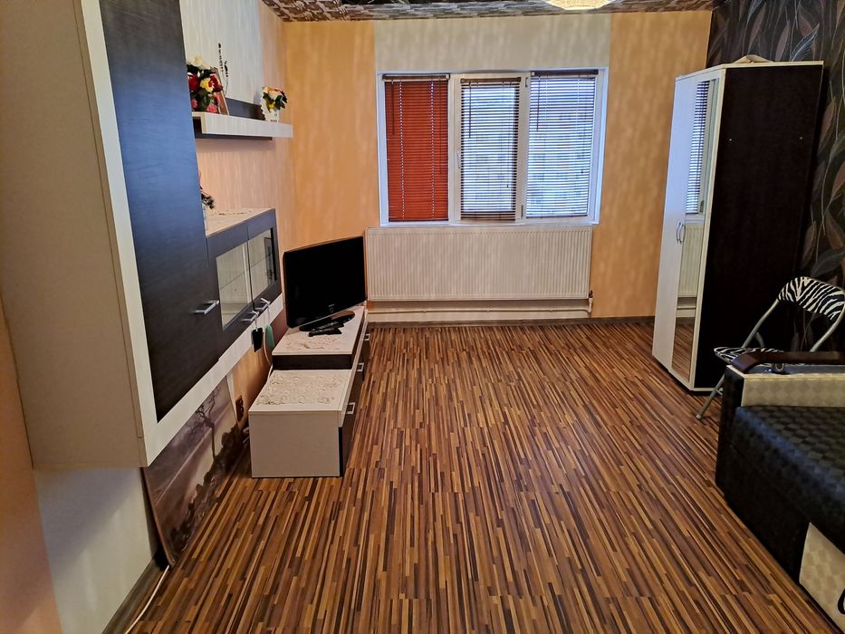 *Închiriez Apartament 2 Camere Costești*