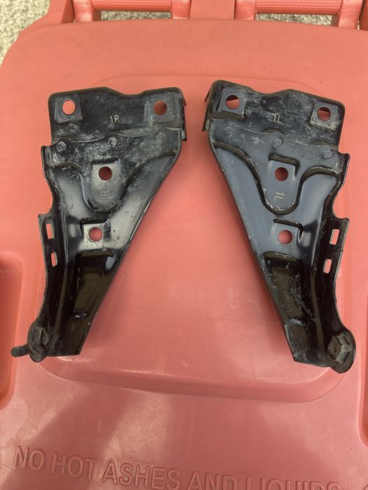 Крепление переднего бампера  прадо 150