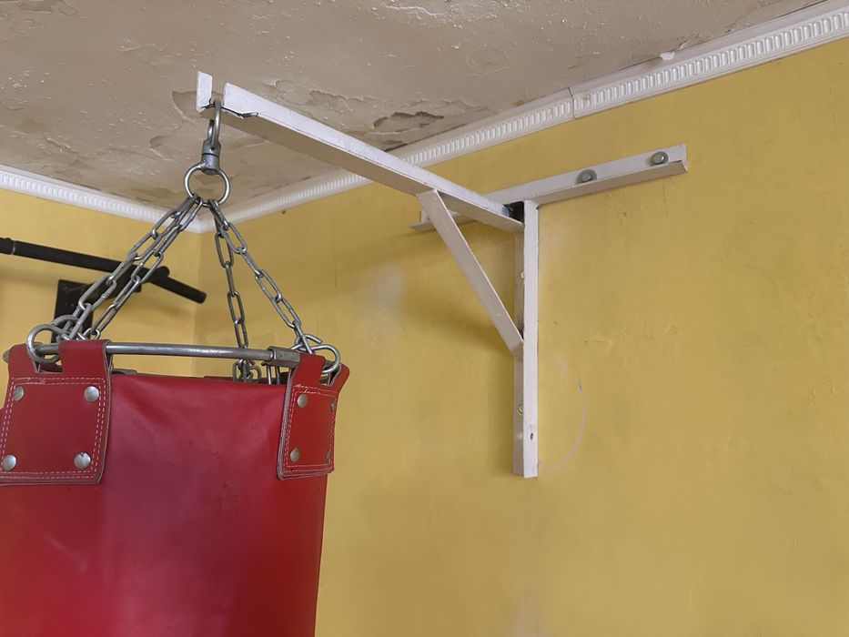 Боксёрский мешок груша