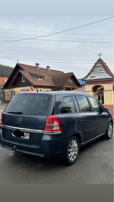 Vând Opel Zafira 1.9 diesel 150 cp 7 locuri an 2008 acte la zi