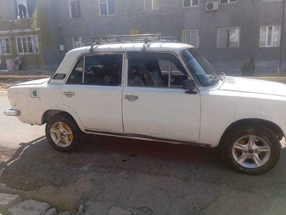 Vaz2101 sotiladi