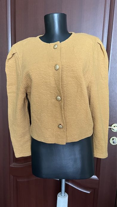 Sacou mustar cu nasturi aurii
