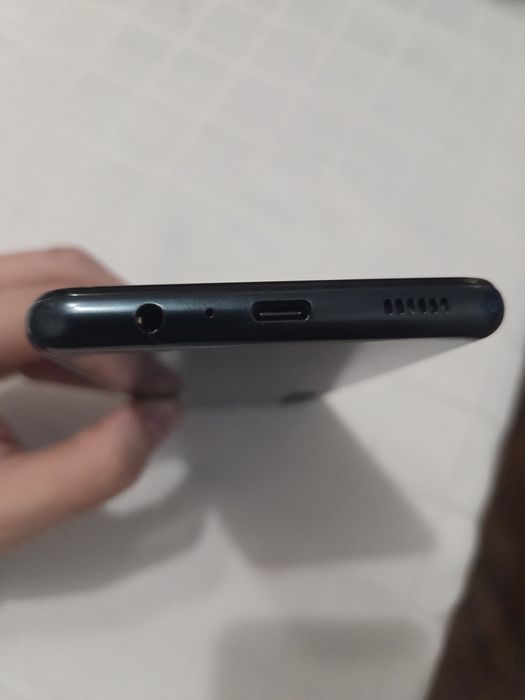 Телефон Самсунг А04S