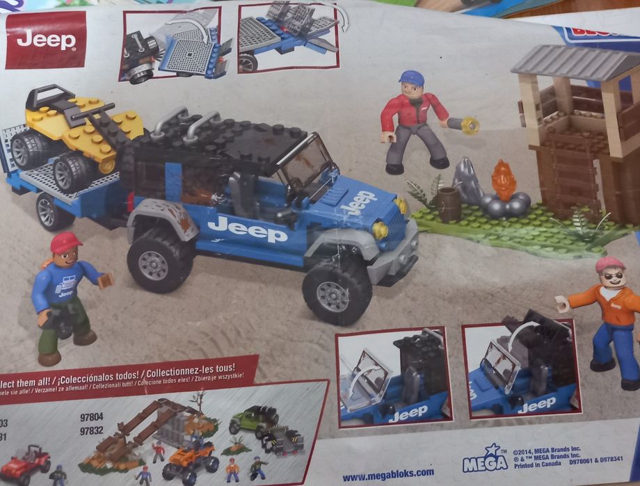 Lego Friends Lego Jeep și Lego City în cantități de aproximativ 7 kg