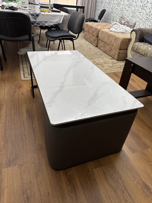 Журнальный столик