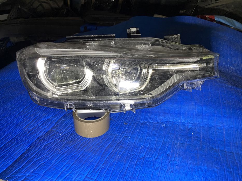 Far BMW seria 3 F30 F31 LCI Facelift 2015 - 2019 far Dreapta stanga