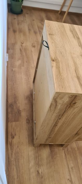 Comodă / Dulap cu 2 Uși Stil IKEA Skals – Nuanță Stejar Natur, ca Nou
