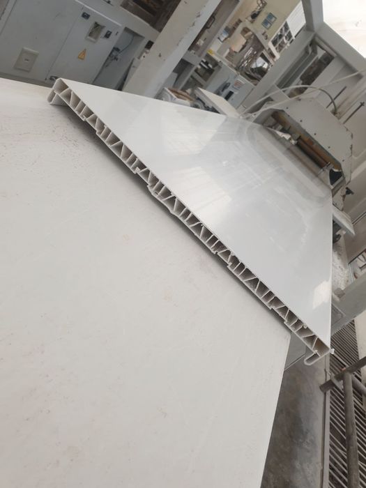 Подоконники  от производителя ALUTEX.