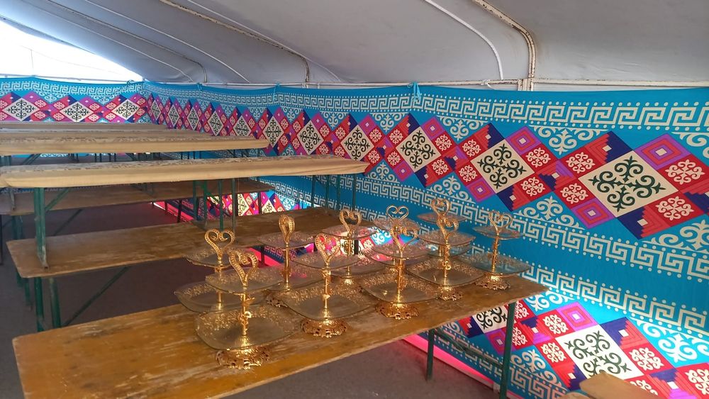 Жаңа Палатка, Жалға беріледі