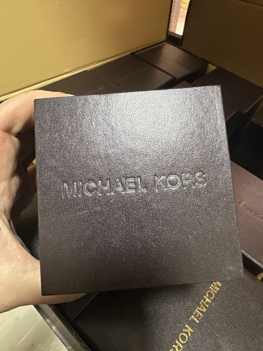 Боксы, коробки для часов Michael Kors оригинал