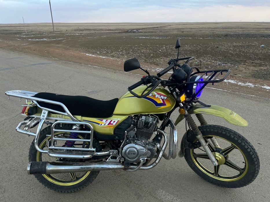 Мотоцикл LTM M9 200