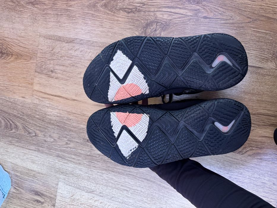 Nike Kybrid S2 "What the“