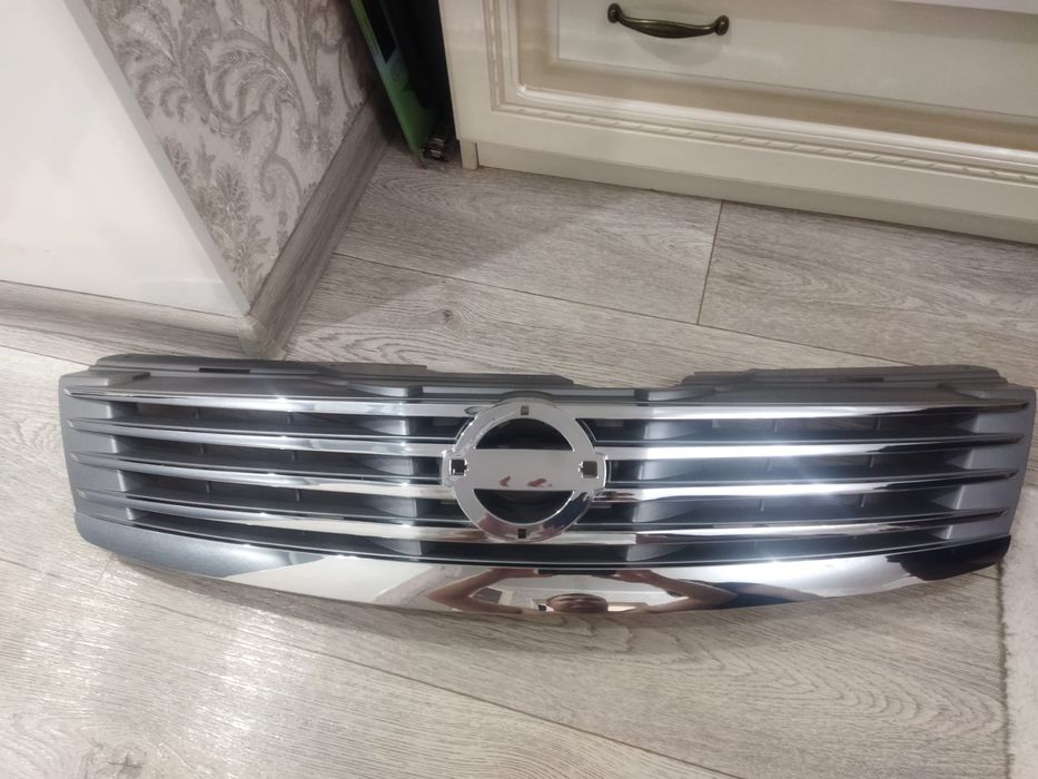 Продам решётку радиатора