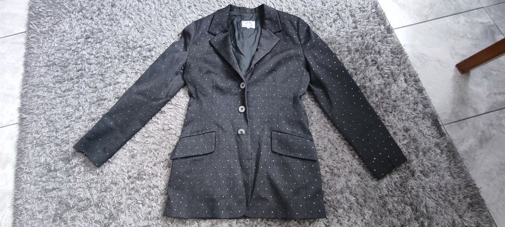 Дамски рокли гащеризони туники