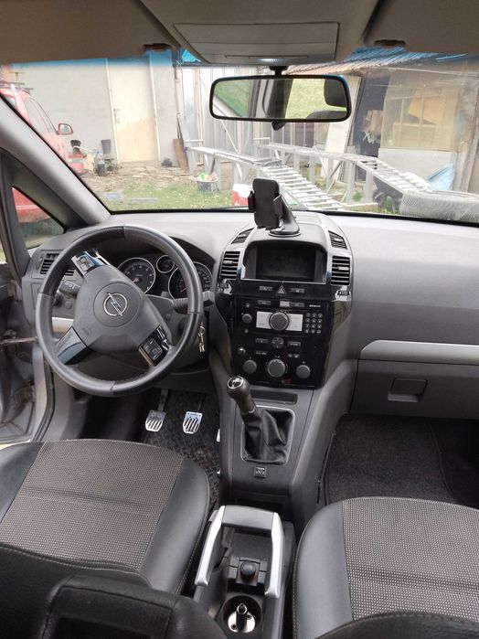 Продава се Опел Зафира 1.8 газ/бензин