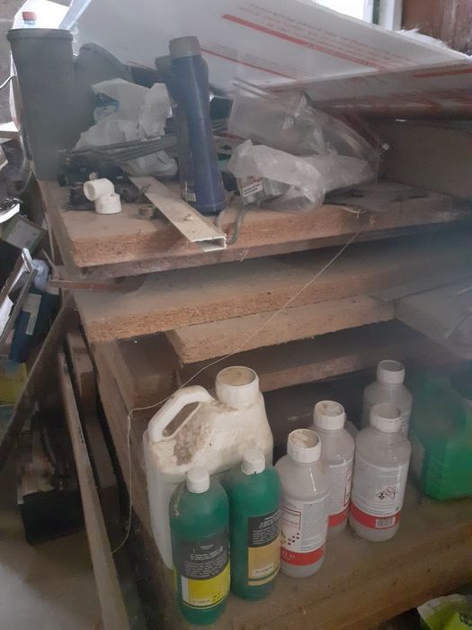 Vând materiale construcții