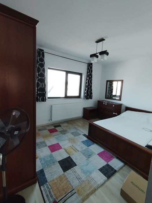 Casă de vânzare – complet mobilată, ideală pentru familie