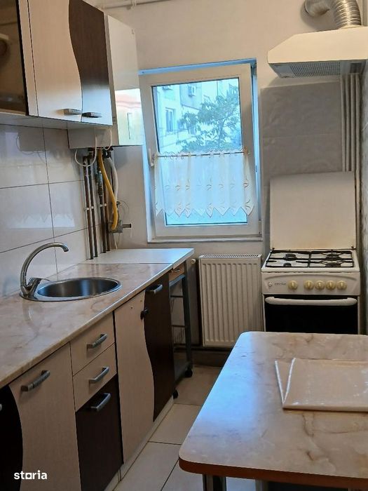 Ap 1 cam decomandat spatios Aem Soarelui langa Profi Centrala gaz