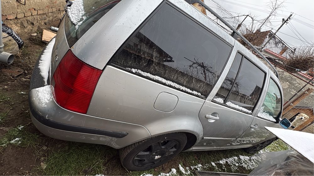 Vand Vw Bora 1.6 16v Benzina CUTIE DE VITEZE DEFECTA