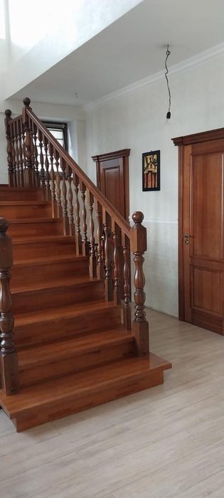 Продам коттедж в 3-уровнях