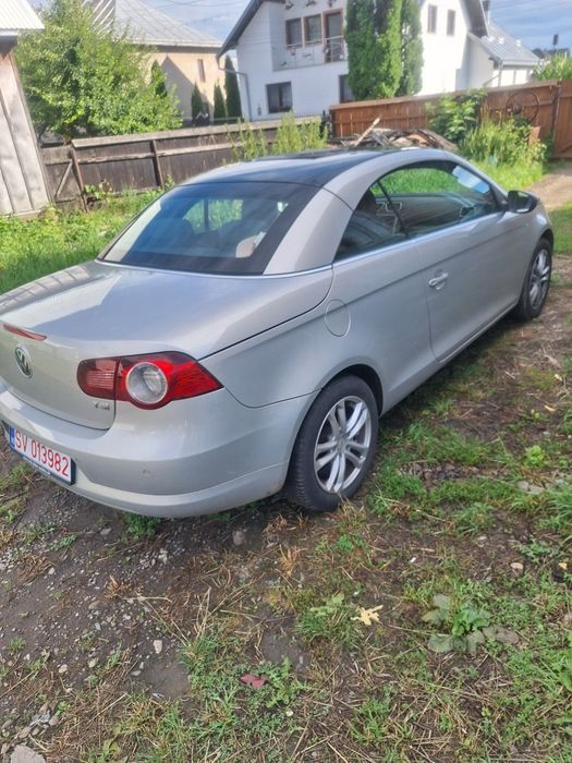 VOLKSWAGEN Eos