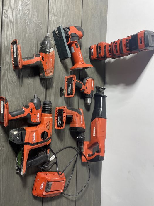 Hilti set 600ron buc