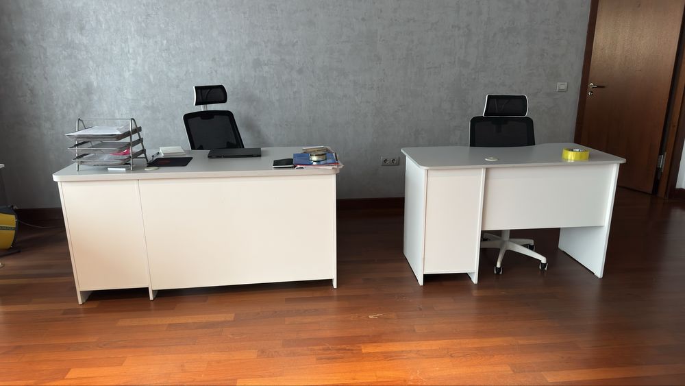 Столы письменные б/у 4 шт