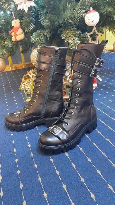 Bocanci piele marimea 37