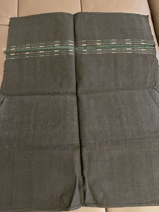 Автентични престилки,цена 7 лв..за брой.Карета на една кука,7 лв.