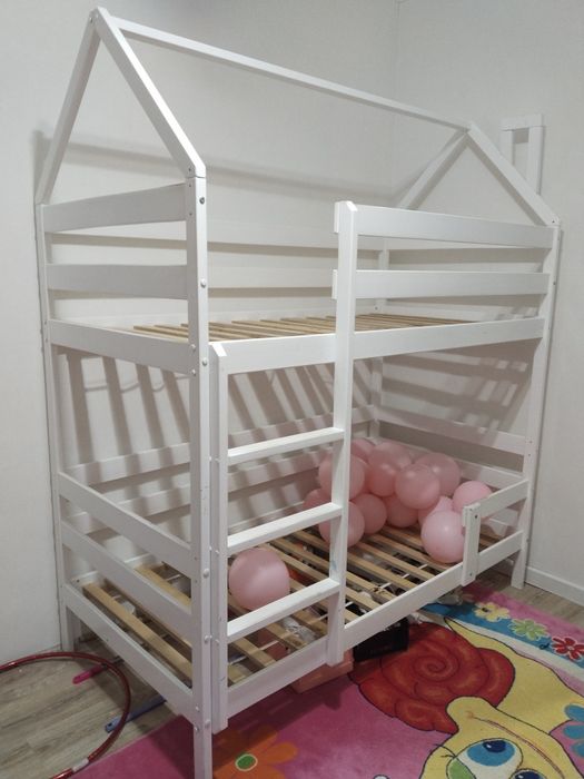 Двухяростная кровать