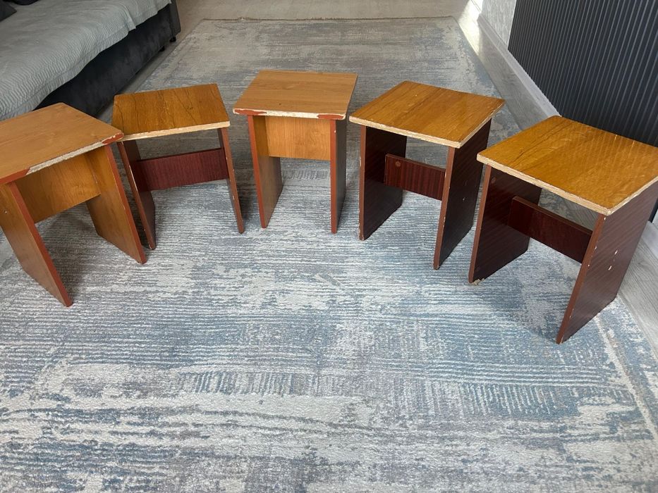 Стулья деревянные