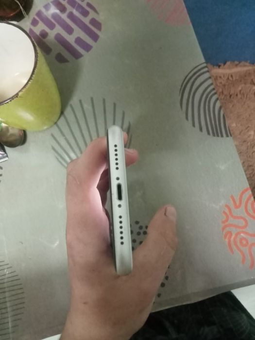 Обменяю Iphone 11
